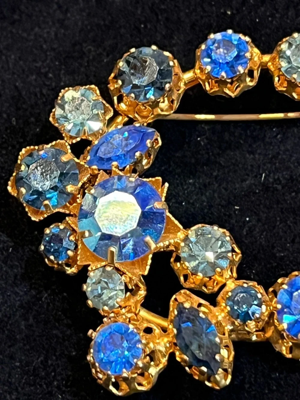 Vintage Austrian Blue Aurora Borealis Crystal Brooch
